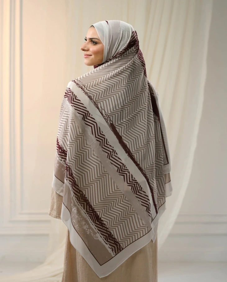 Zigzag Burgundy Khimar