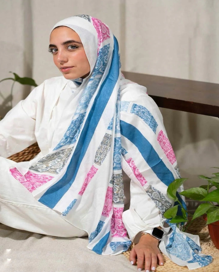 Modal Regal Blue Rose