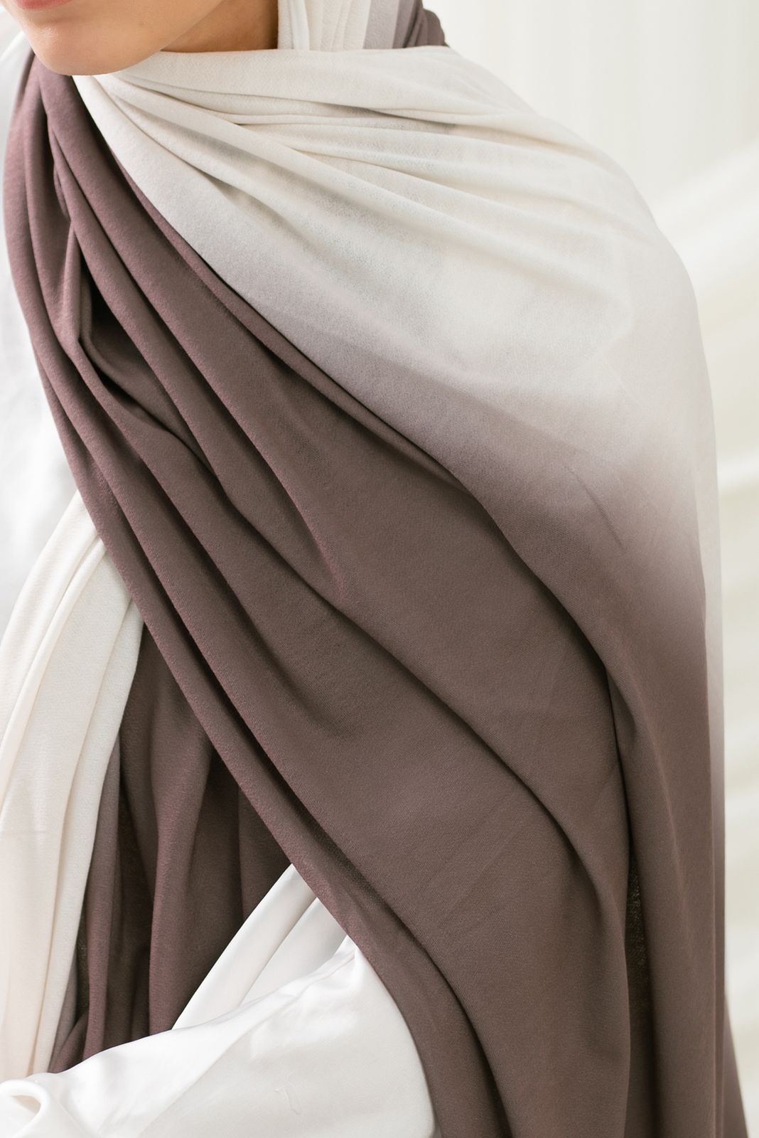 Latte Brown x Off white kuwaiti degrade