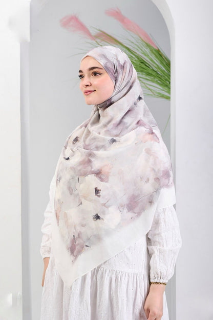 Lilac Floral Malezy
