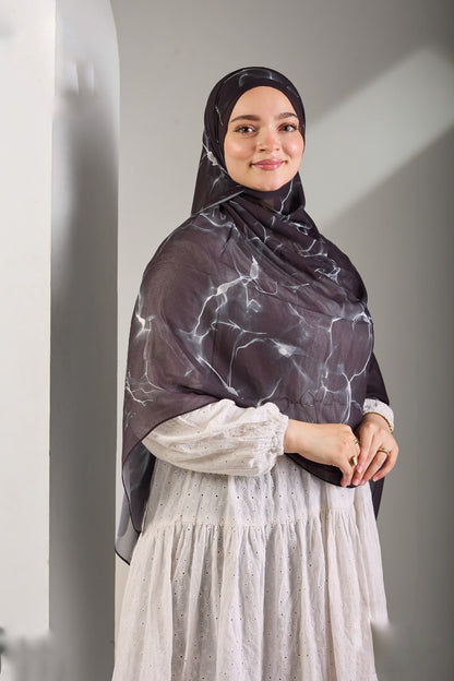 Midnight Marble Khimar