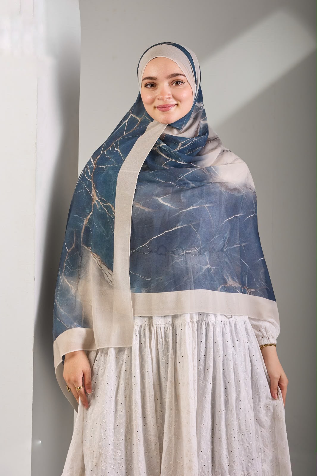 Blue Quartz Khimar