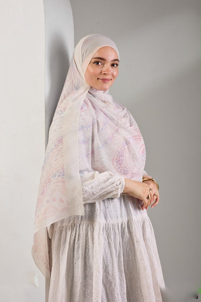 Ivory Blush Khimar