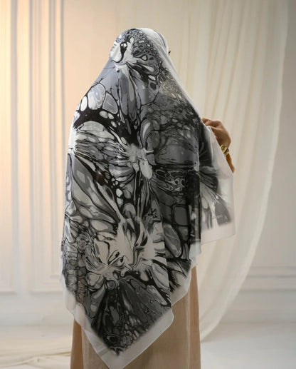 Silver Marble Khimar
