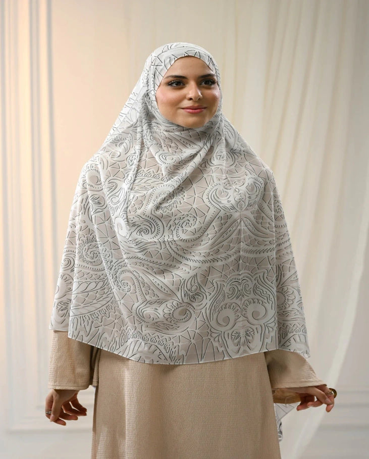 Silver Lace Khimar