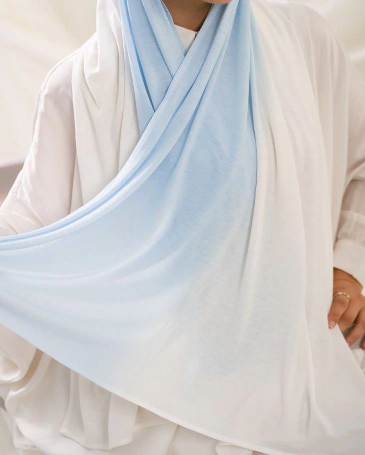 Baby Blue x White Kuwaiti Dedrade