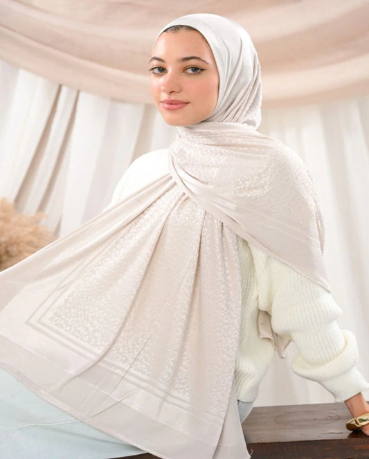 Kuwaiti Tiger Light Greige
