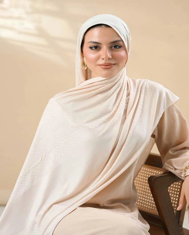 Kuwaiti Veora Light Beige