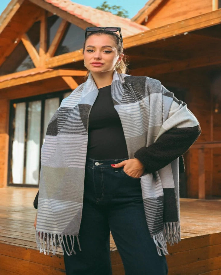 Bonita Grid Shawl