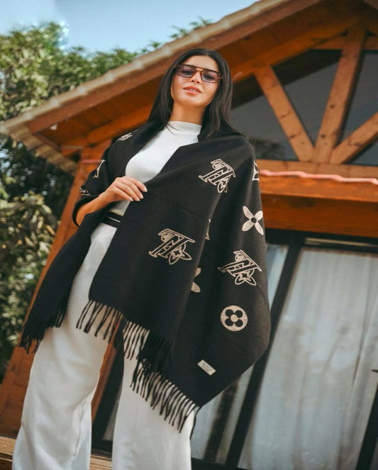Floral Dots Shawl